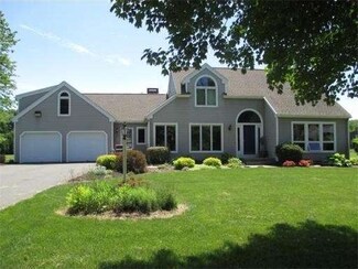 3 Clay Hill Way, Hatfield, MA 01038