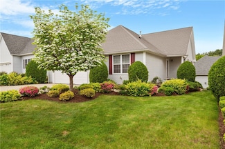 5 Enzo Dr, Coventry, RI 02816