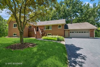23442 N Kelsey Rd, Lake Barrington, IL 60010