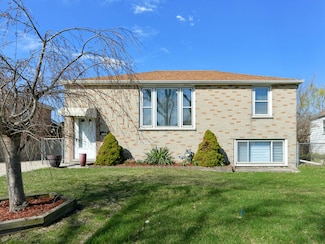 4702 Wesley Terrace, Schiller Park, IL 60176