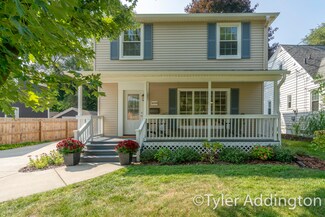 1608 Hall St SE, Grand Rapids, MI 49506