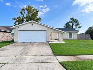 4065 N Woodbine St, Harvey, LA 70058
