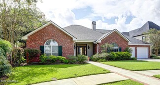 103 Mayfair Dr, Lafayette, LA 70506