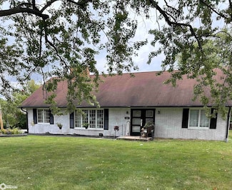1596 N Van Buren Ave, Ottumwa, IA 52501