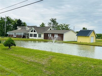 2457 Sheffield Rd, Jefferson, OH 44047