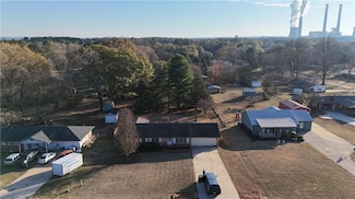 40 Lois Rd SW, Euharlee, GA 30120