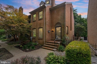 912 N Bancroft Pkwy, Wilmington, DE 19805