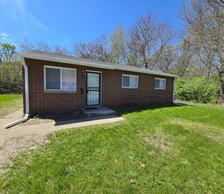 928 Hobart St, Gary, IN 46406