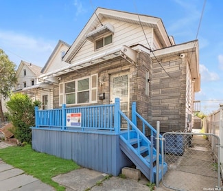20-12 120th St, College Point, NY 11356