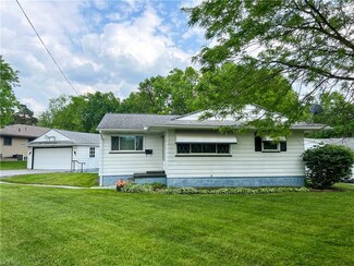 27 Andrea Blvd, Niles, OH 44446