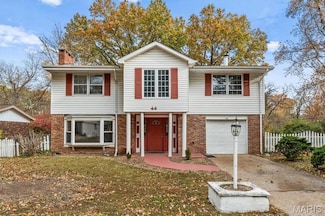 44 Potomac Dr, Fairview Heights, IL 62208