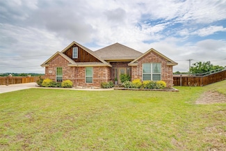 2137 Trace Ridge Dr, Weatherford, TX 76087
