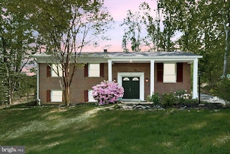 110 Braehead Dr, Fredericksburg, VA 22401