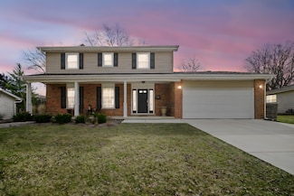 2005 Brentwood Ln E, Wheaton, IL 60189