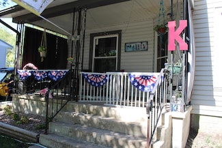 305 E 3rd St, Everly, IA 51338