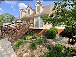 103 Red Maple Ln, Trussville, AL 35173