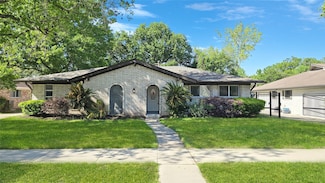 6214 Yarwell Dr, Houston, TX 77096