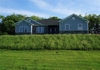 125 Lindner Ln, Smithton, PA 15479