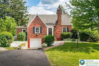 1445 Westgate Dr, Bethlehem, PA 18017