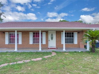 48 W Orange St, Apopka, FL 32703
