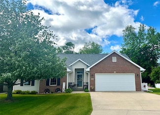 902 W Filmore St, Winterset, IA 50273