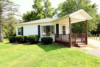 269 S Sprague St, Coldwater, MI 49036