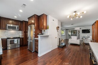 375 Cliff Dr Unit 11, Pasadena, CA 91107