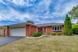 1130 N Millns Ln, Addison, IL 60101