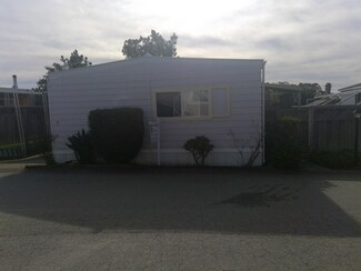 15 Oceanview Ave Unit 15, Half Moon Bay, CA 94019