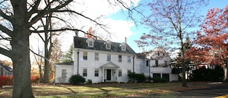 5 Oakland St, Bristol, CT 06010