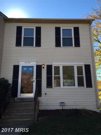 3723 Silver Park Ct, Suitland, MD 20746