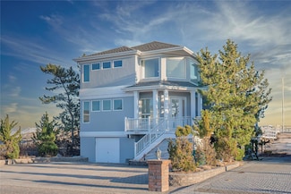 861 Dune Rd, Westhampton Beach, NY 11978