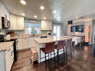 4275 Fernwood St, Rocklin, CA 95677