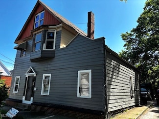 643 E 160th St, Cleveland, OH 44110