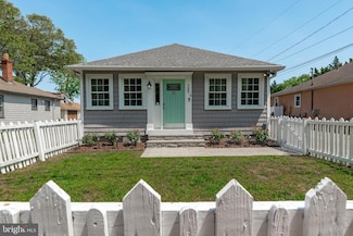 735 Cottage Dr, Arnold, MD 21012