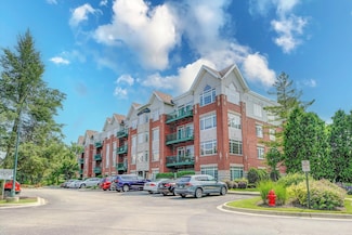 640 Mchenry Rd Unit 106, Wheeling, IL 60090