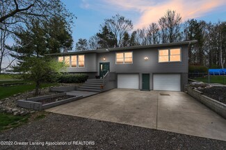8240 E Vermontville Hwy, Dimondale, MI 48821