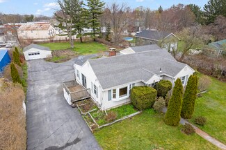 1389 Broadway, South Portland, ME 04106