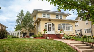 210 N 7th St, Marshalltown, IA 50158