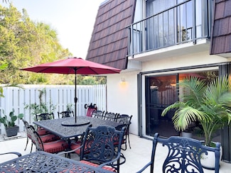 5927 SE Riverboat Dr Unit 604, Stuart, FL 34997