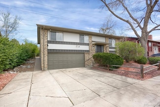 3070 S Roslyn St, Denver, CO 80231