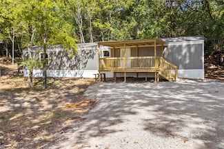 702 10th St, Huntsville, TX 77320