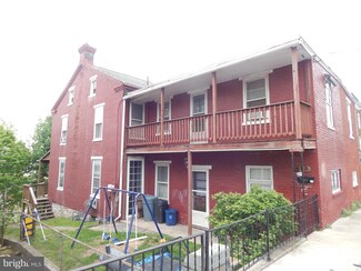 12 N 3rd St, Steelton, PA 17113