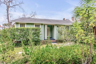 8 John St, Charleston, SC 29403