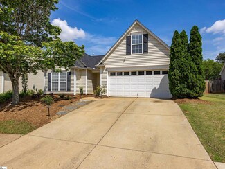 213 Grimes Dr, Simpsonville, SC 29681