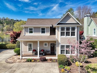 2267 Eastgate Dr, Hiawassee, GA 30546