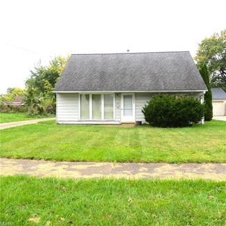 1719 Denison Ave NW, Warren, OH 44485