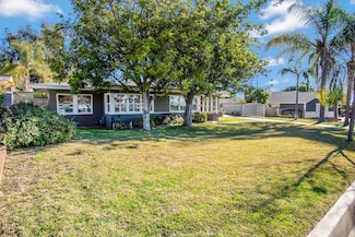 15952 El Soneto Dr, Whittier, CA 90603
