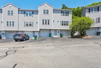 43 Harbor View Ln Unit 43, Norwich, CT 06360