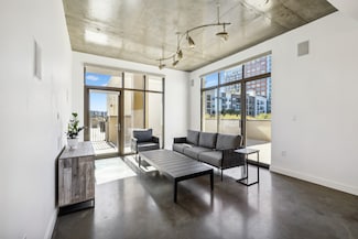 1510 Demonbreun St Unit 511, Nashville, TN 37203